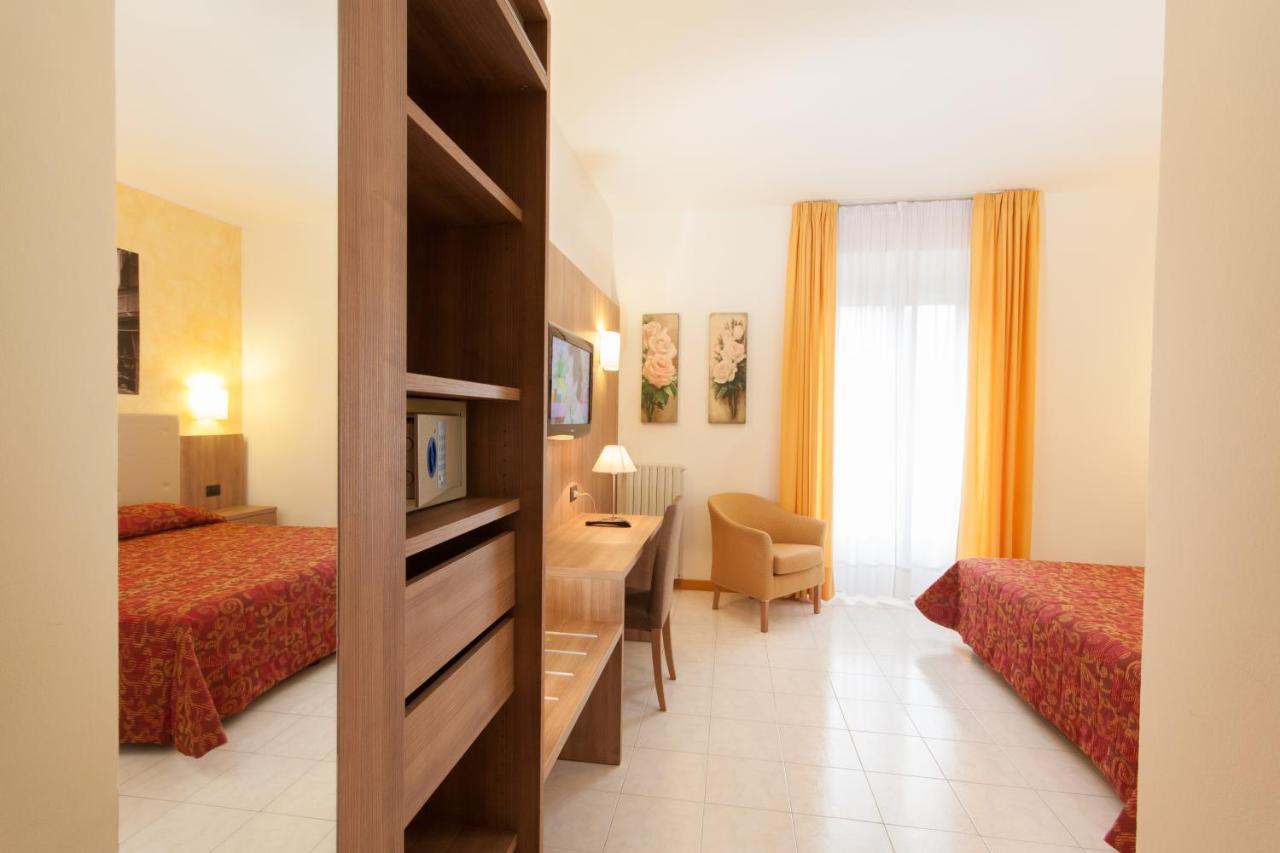 Albergo Vittoria Salsomaggiore Terme Bagian luar foto